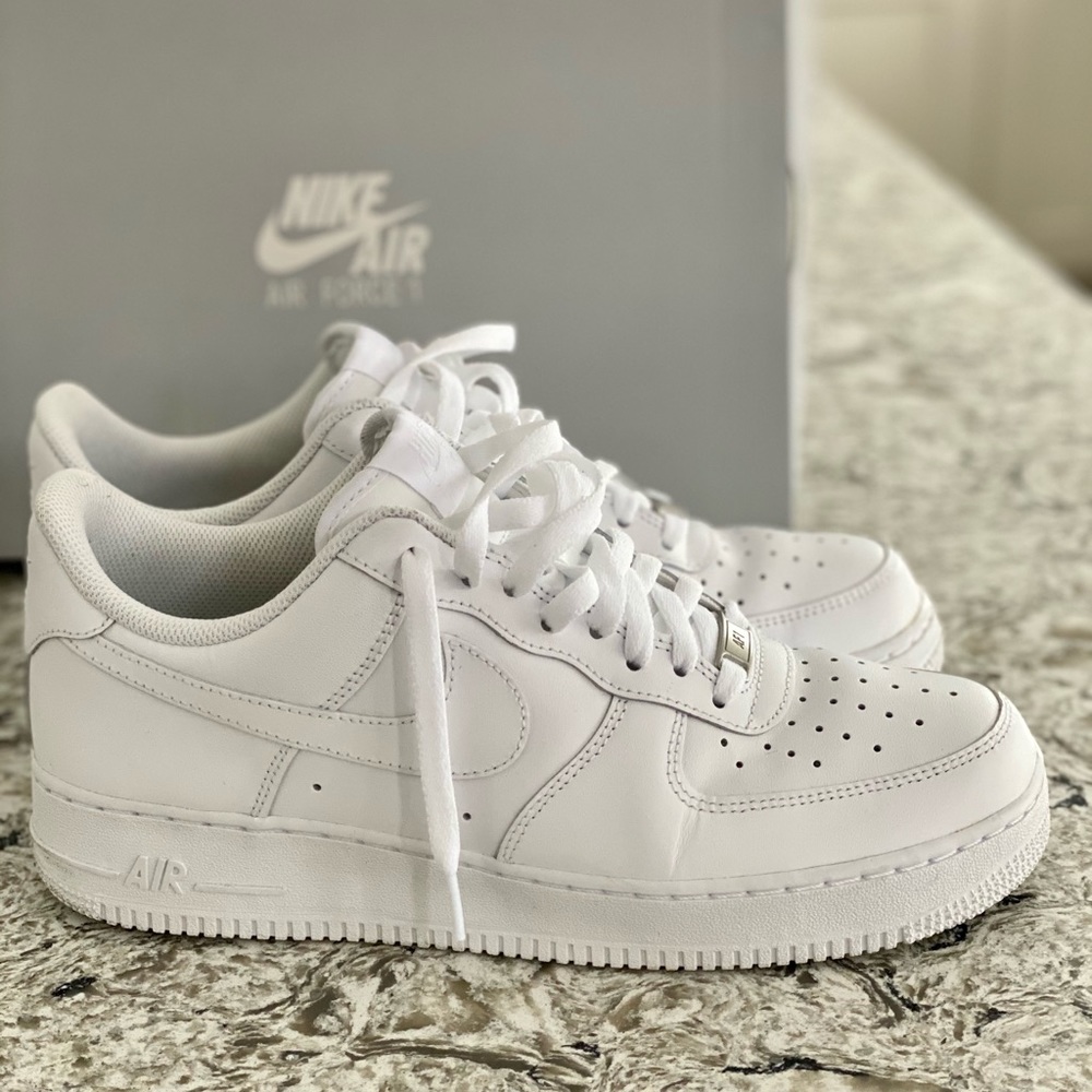 Nike Air Force 1